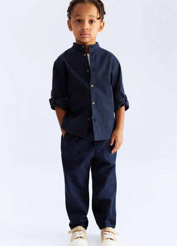 Темно-синяя кэжуал рубашка однотонная H&M