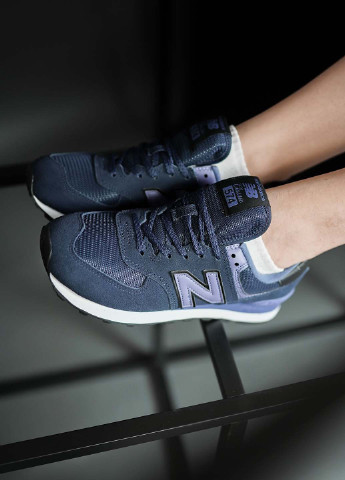 Фиолетовые всесезонные кроссовки New Balance NB 574