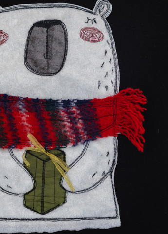 Черный свитшот Nora Kvittin однотонный нашивки, вышивка (301079930)