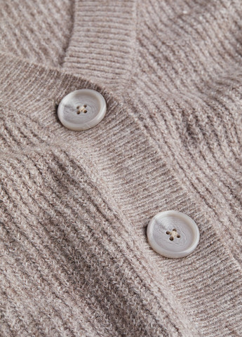 Кофейный зимний кардиган H&M