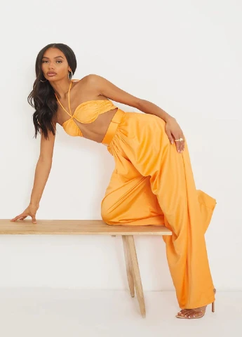 Комбінезон PrettyLittleThing однотонний помаранчевий