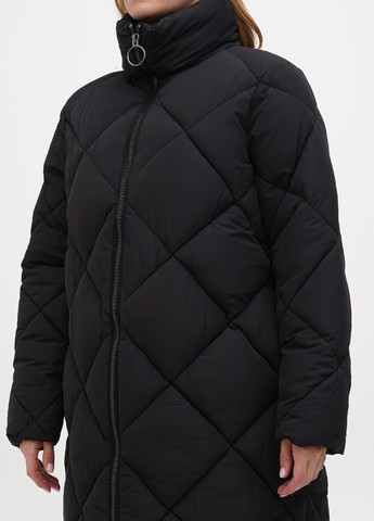 Чорна зимня куртка Monki