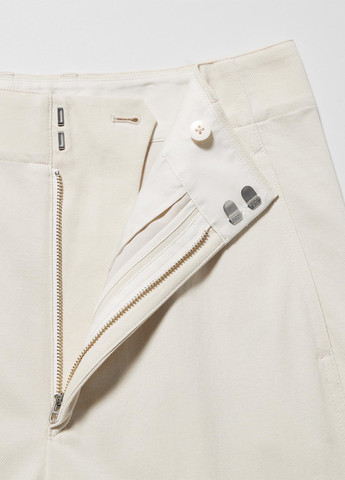 Белые кэжуал демисезонные зауженные брюки Uniqlo