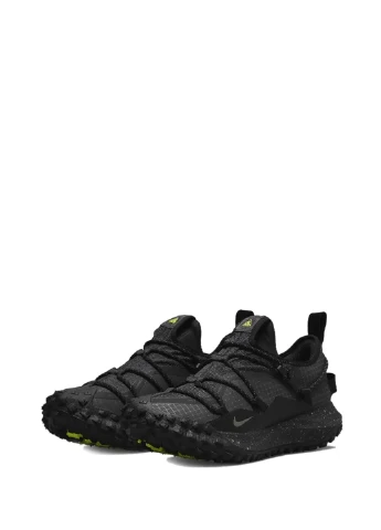 Черные всесезонные кроссовки Nike