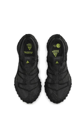 Черные всесезонные кроссовки Nike