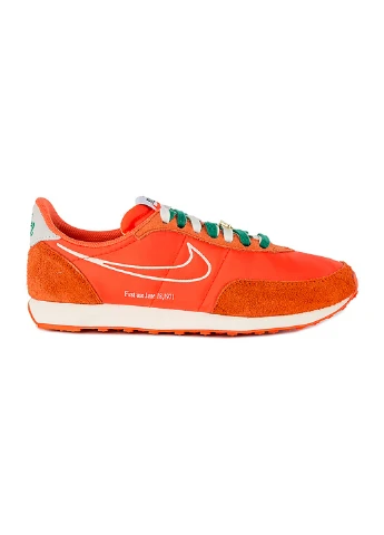 Помаранчеві кросівки waffle trainer 2 демісезон Nike
