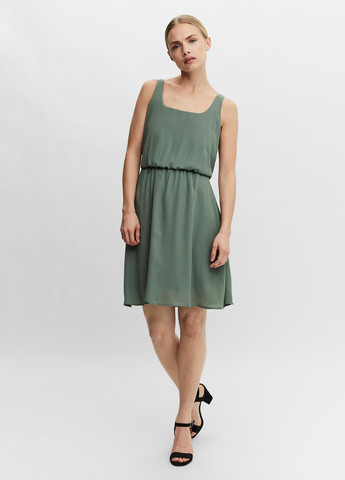 Зеленое кэжуал платье Vero Moda однотонное