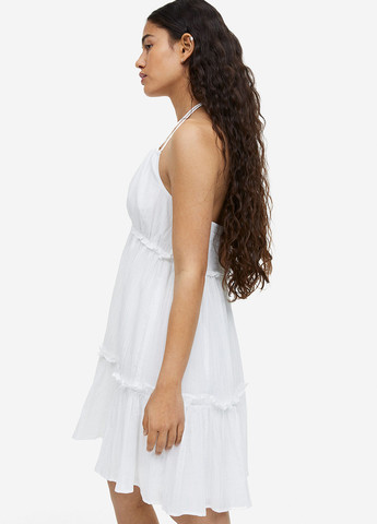 Белое кэжуал платье с открытой спиной H&M однотонное