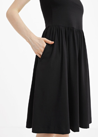 Черное кэжуал платье клеш Promin однотонное