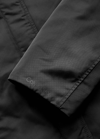 Черная демисезонная куртка Calvin Klein