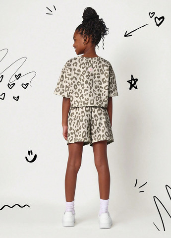 Світло-бежевий літній костюм (футболка, шорти) SHEIN