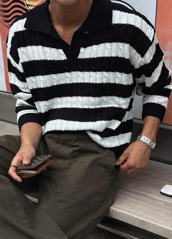 Чорно-білий демісезонний светр SHEIN