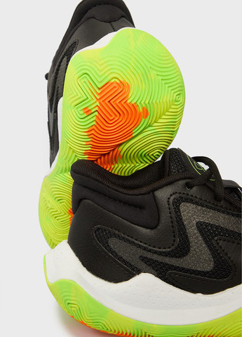 Черные демисезонные кроссовки Under Armour