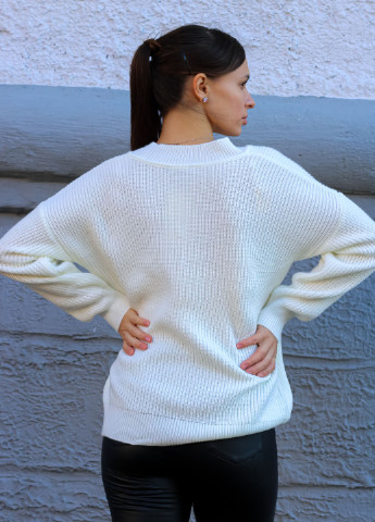 Молочный демисезонный свитер женский молочный Avrile