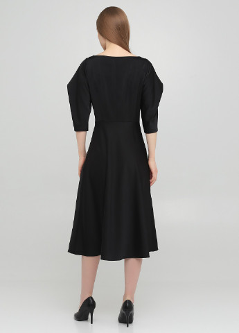 Чорна коктейльна сукня кльош MaCo exclusive однотонна