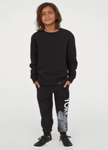Черные спортивные демисезонные брюки H&M