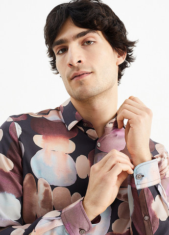 Цветная кэжуал рубашка с абстрактным узором C&A