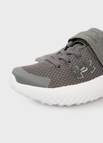 Серые демисезонные кроссовки Under Armour