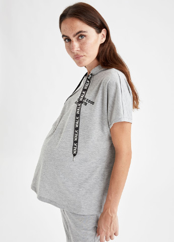 Светло-серая летняя футболка для беремнных DeFacto