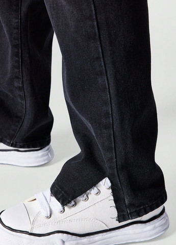 Черные демисезонные прямые джинсы SHEIN