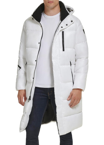 Белая зимняя куртка Guess