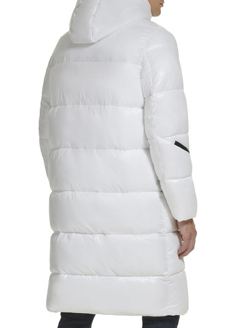 Белая зимняя куртка Guess