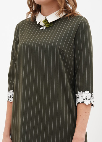 Темно-зелена кежуал сукня Sassofono в смужку