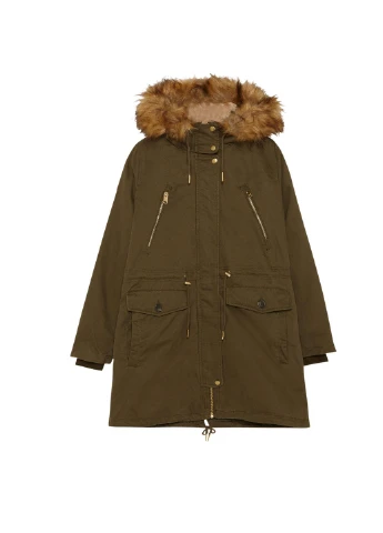 Темно-зелена куртка зима,болотний, Pull & Bear