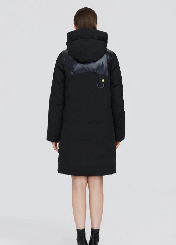 Чорна зимня куртка SHEIN