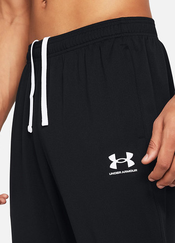 Черные спортивные летние зауженные брюки Under Armour