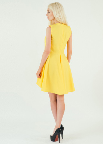 Желтое кэжуал платье клеш Podium однотонное