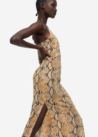 Бежевое вечернее, кэжуал платье платье-комбинация H&M змеиный