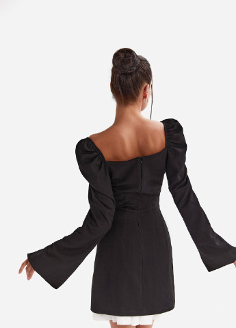 Чорно-білий повсякденний чорна сукня міні з розрізом Gepur однотонна