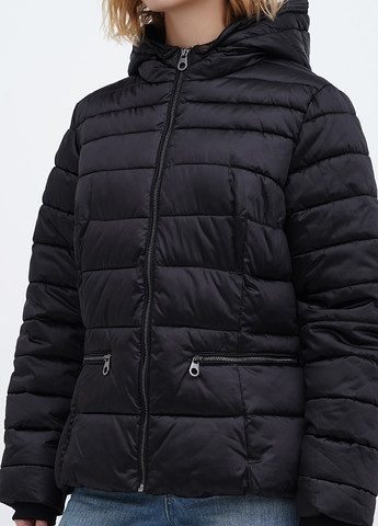 Черная демисезонная куртка H&M