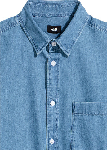 Светло-синяя джинсовая рубашка H&M с коротким рукавом
