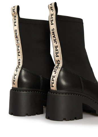 Черные зимние полусапоги Pepe Jeans