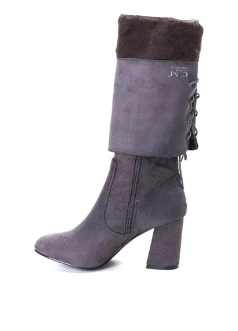 Осенние сапоги Top Shoes с аппликацией