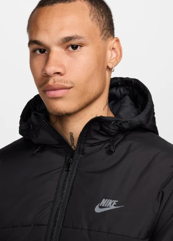 Черная зимняя куртка hf6825-010 Nike M NSW OW SYN FILL JKT