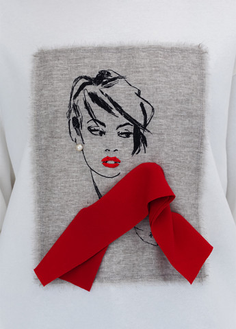 Белый свитшот Nora Kvittin однотонный аппликация, нашивки, бусины, вышивка (301079846)