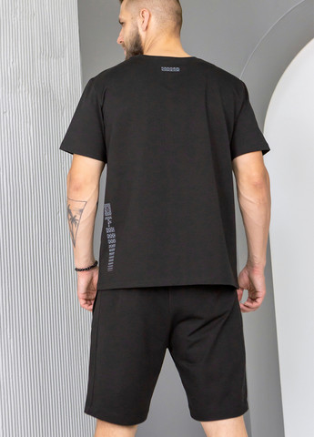 Черный летний костюм (футболка, шорти) с шортами TOTALFIT