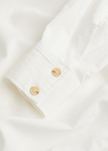 Молочное кэжуал платье на запах H&M однотонное