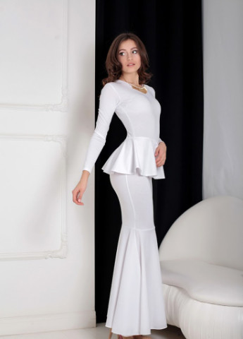 Белое кэжуал элегантное вечернее платье-рыбка с длинным рукавом и баской на талии laura Podium однотонное