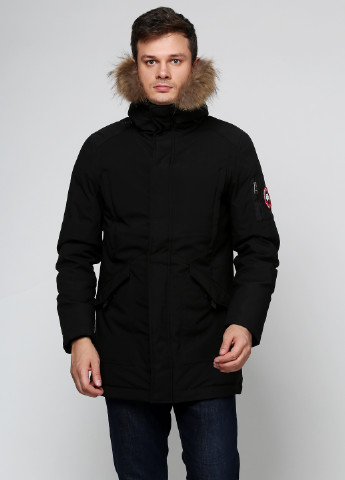 Чорна зимня куртка Mbrowno