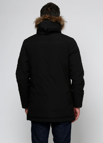 Чорна зимня куртка Mbrowno