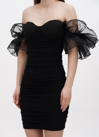 Чорна коктейльна сукня з відкритими плечима No Brand однотонна