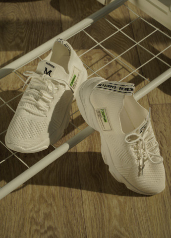 Белые демисезонные кроссовки 174090 Sopra