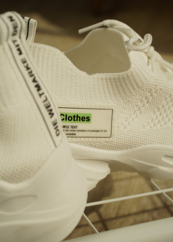 Белые демисезонные кроссовки 174090 Sopra