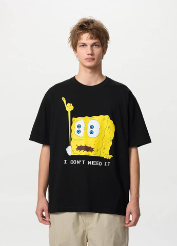 Черная футболка Uniqlo