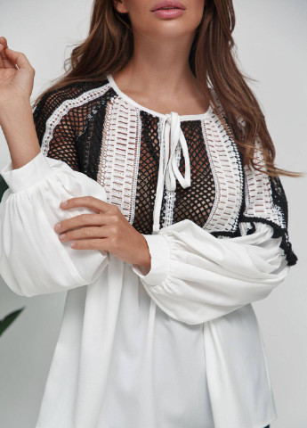 Черно-белая демисезонная блуза Nenka