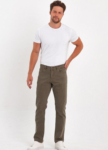 Оливковые демисезонные регюлар фит джинсы Trend Collection
